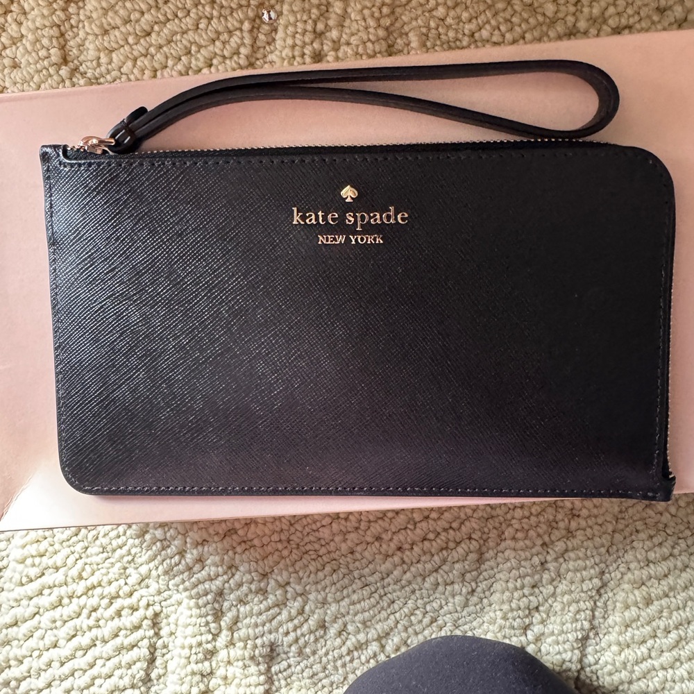 Kate Spade Black Wristlet